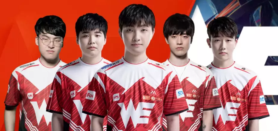 曼城中卫阿 曼城中卫阿