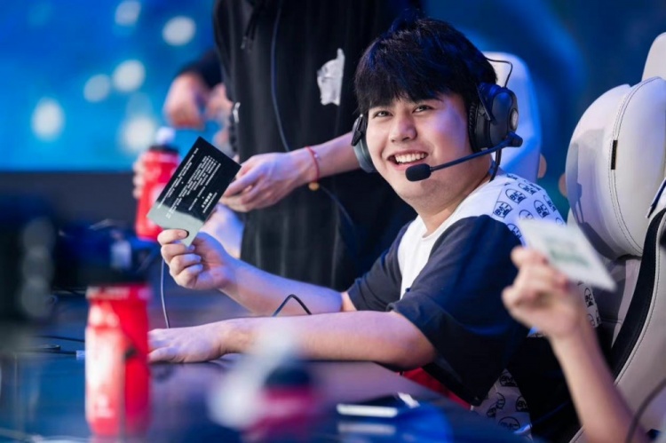 期待着看到 期待着看到