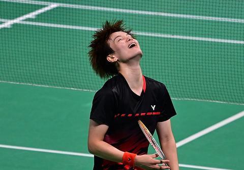 手传球的瞬 手传球的瞬